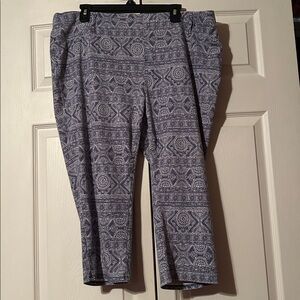 Terra & Sky sz 20/22 -  Blue Patterned Pull On - Capris Pants